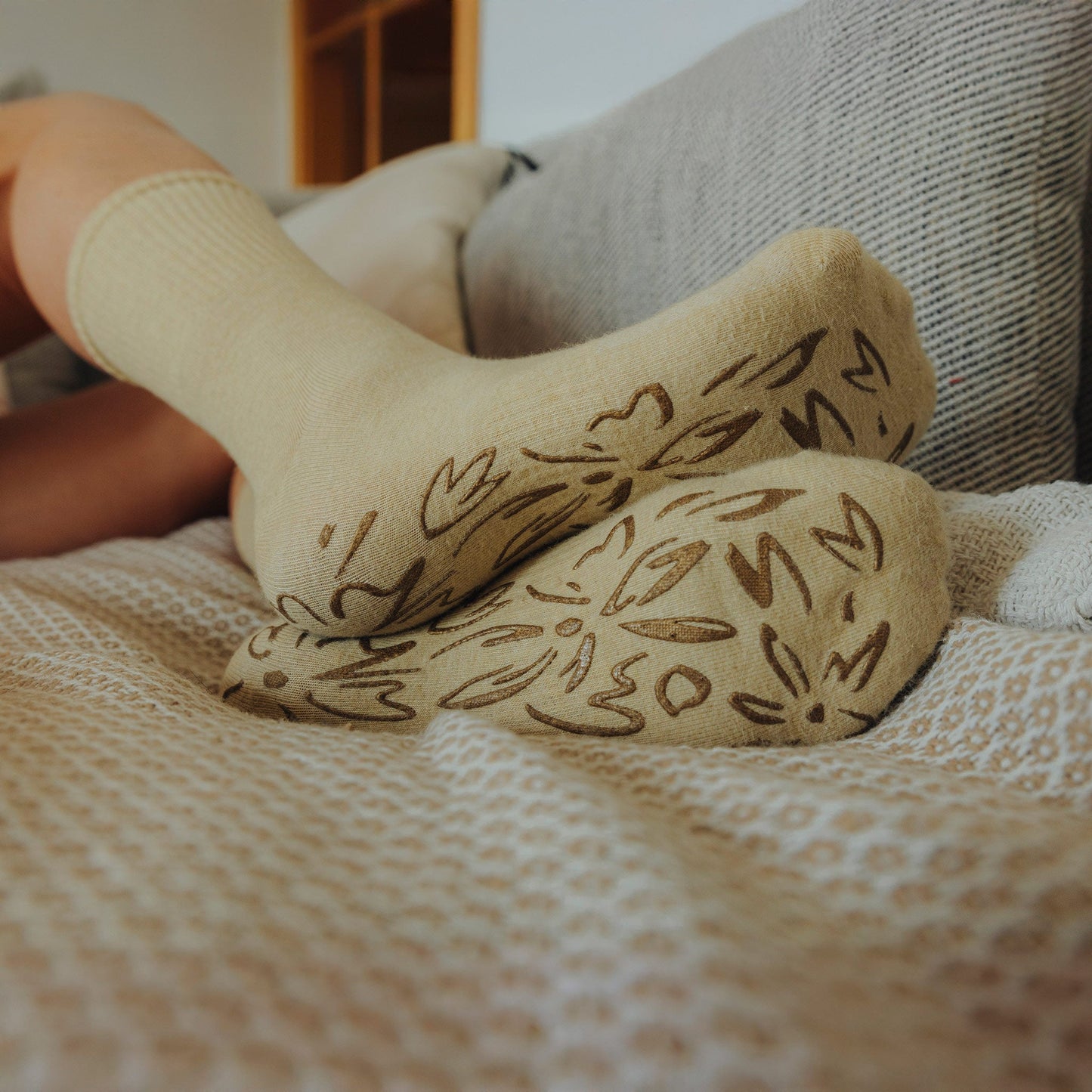 Lemon Yoga Socks – Organic Cotton (1 pair)