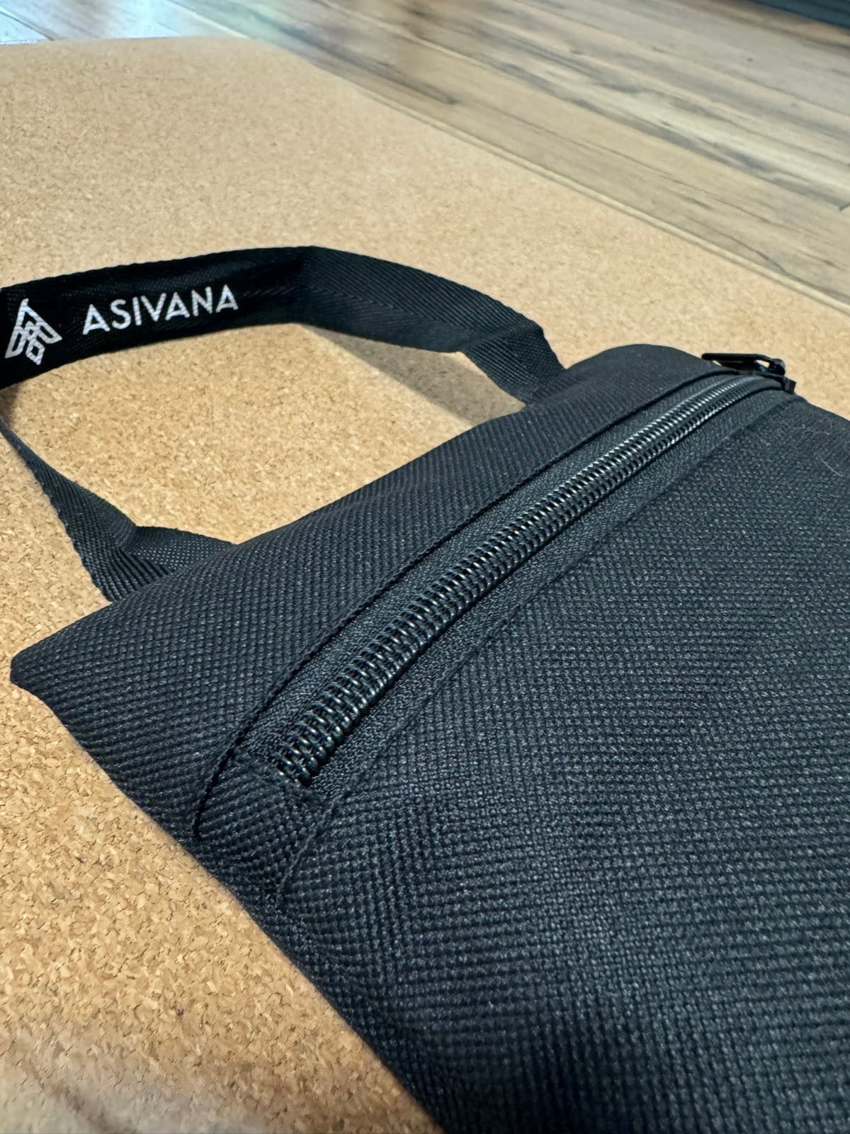 Asivana Yoga Company Sandbag Zipper View Onyx Black