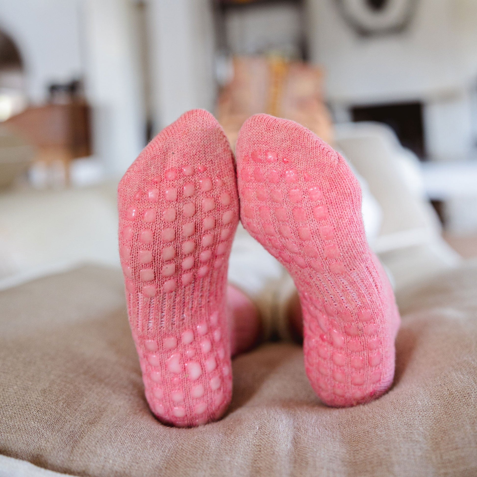 Coral Yoga Socks - Merino Wool + Non-Slip Grip (1 pair)