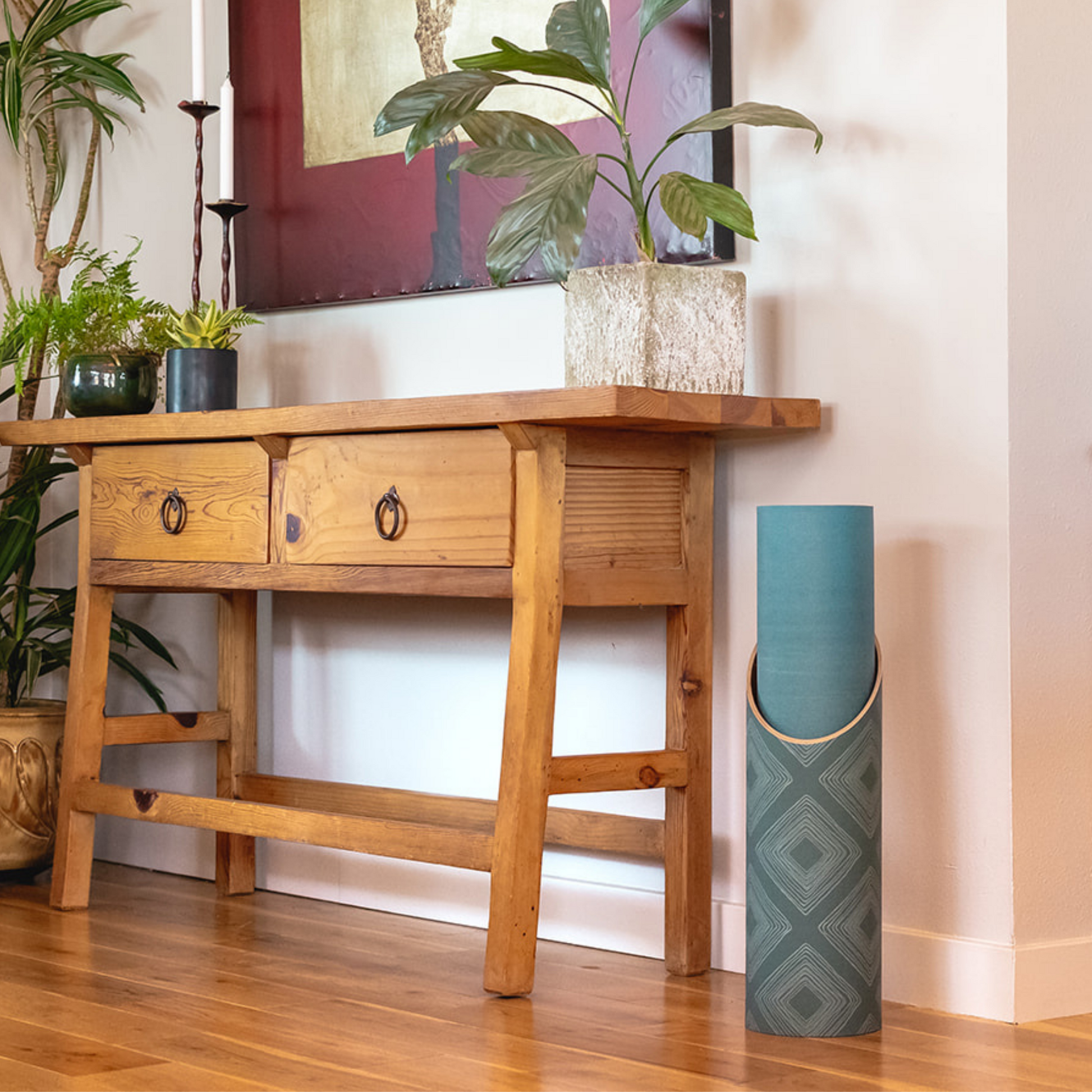 Rhombi Yoga Mat Tube In Yoga Room on Floor