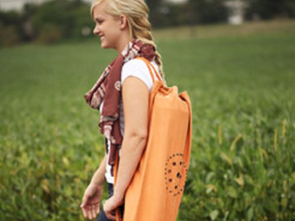 OMSutra Chakra Rivet Yoga Mat Bag In use