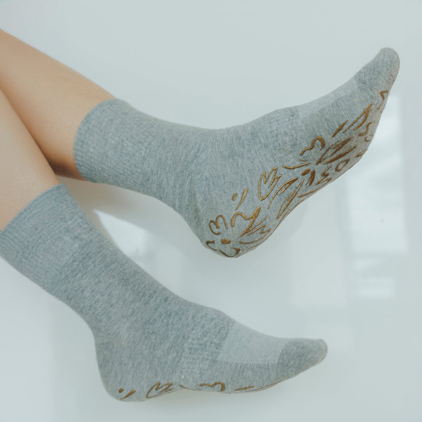 Grey Yoga Socks – Organic Cotton (1 pair)