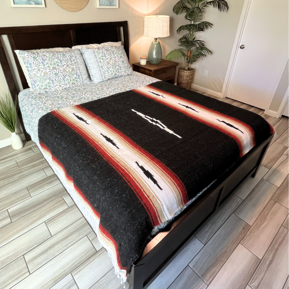 Black Diamond Baja Yoga Blanket Lifestyle Bed