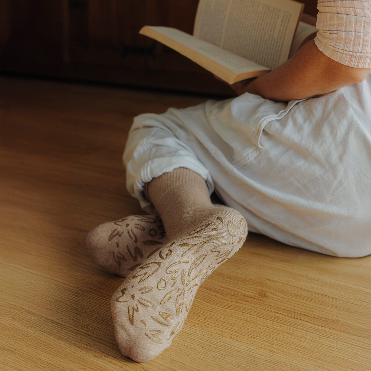 Brown Yoga Socks – Organic Cotton (1 pair)