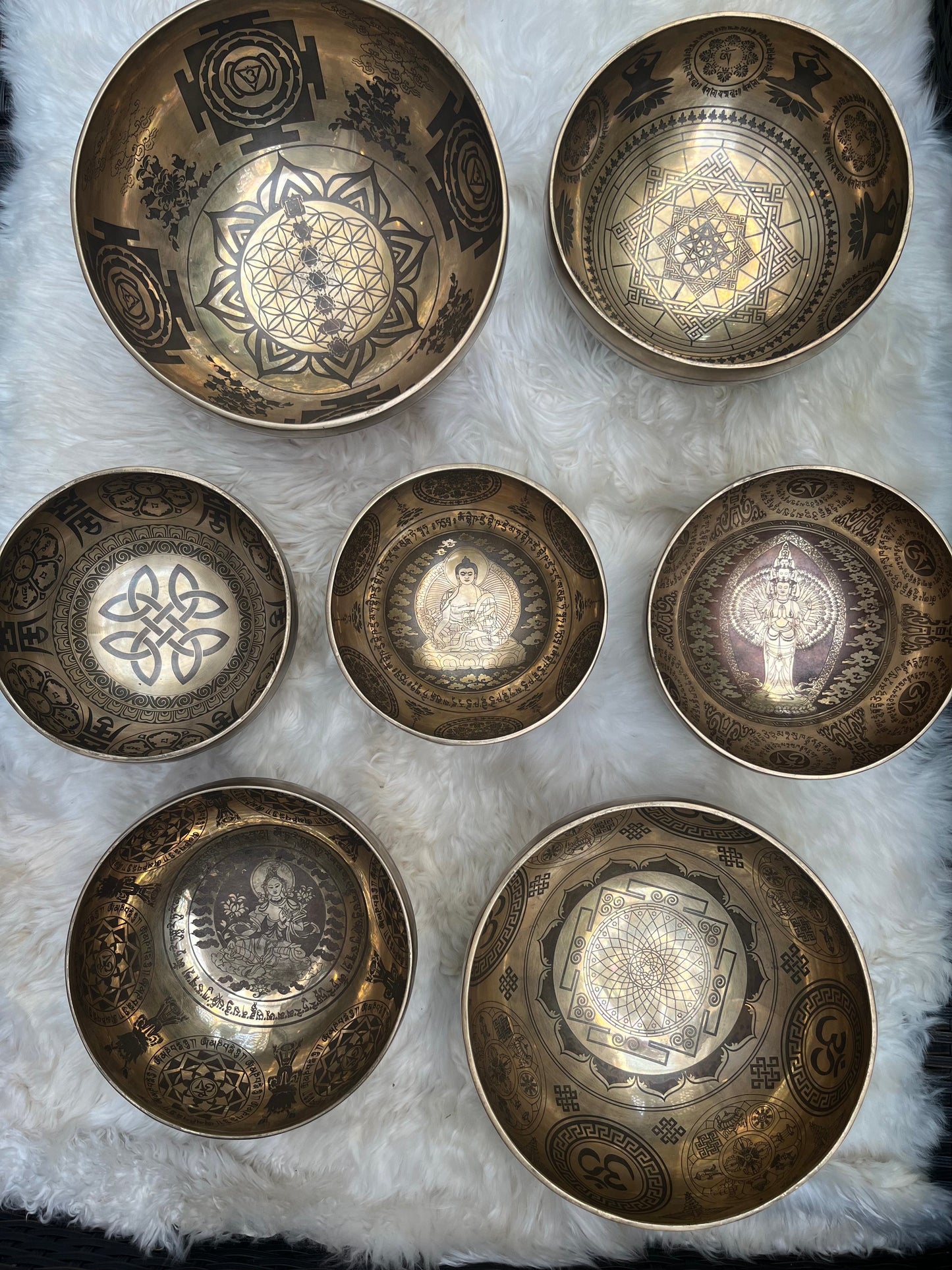 Chakra Carved Singing Bowl Set 7