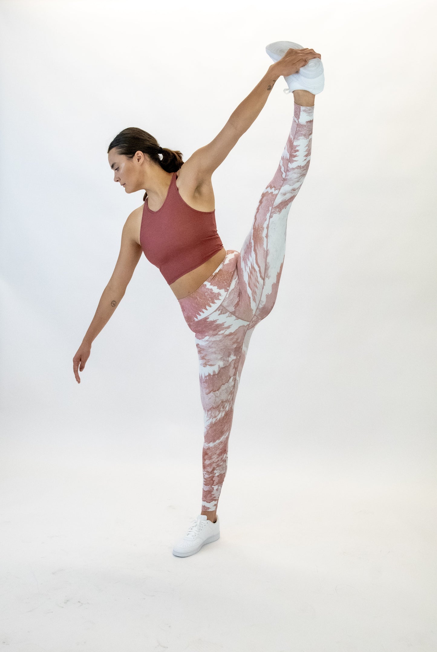 Clay Helix Yoga Pant Yoga Pose