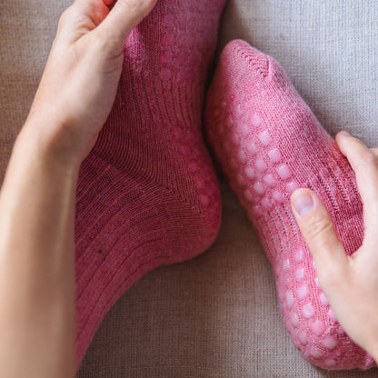 Coral Yoga Socks - Merino Wool + Non-Slip Grip (1 pair)