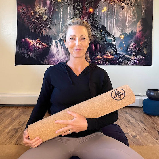 Yoga Teacher Niki Asivana Ambassador with Flux Cork Yoga Mat