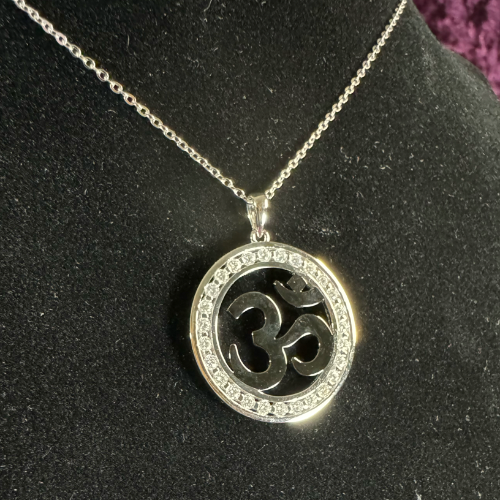 Om with Moissanite Pendant Right Angle