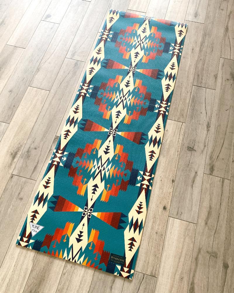 Pendleton x Yune Yoga - Tucson Turquoise Yoga Mat Laid Out