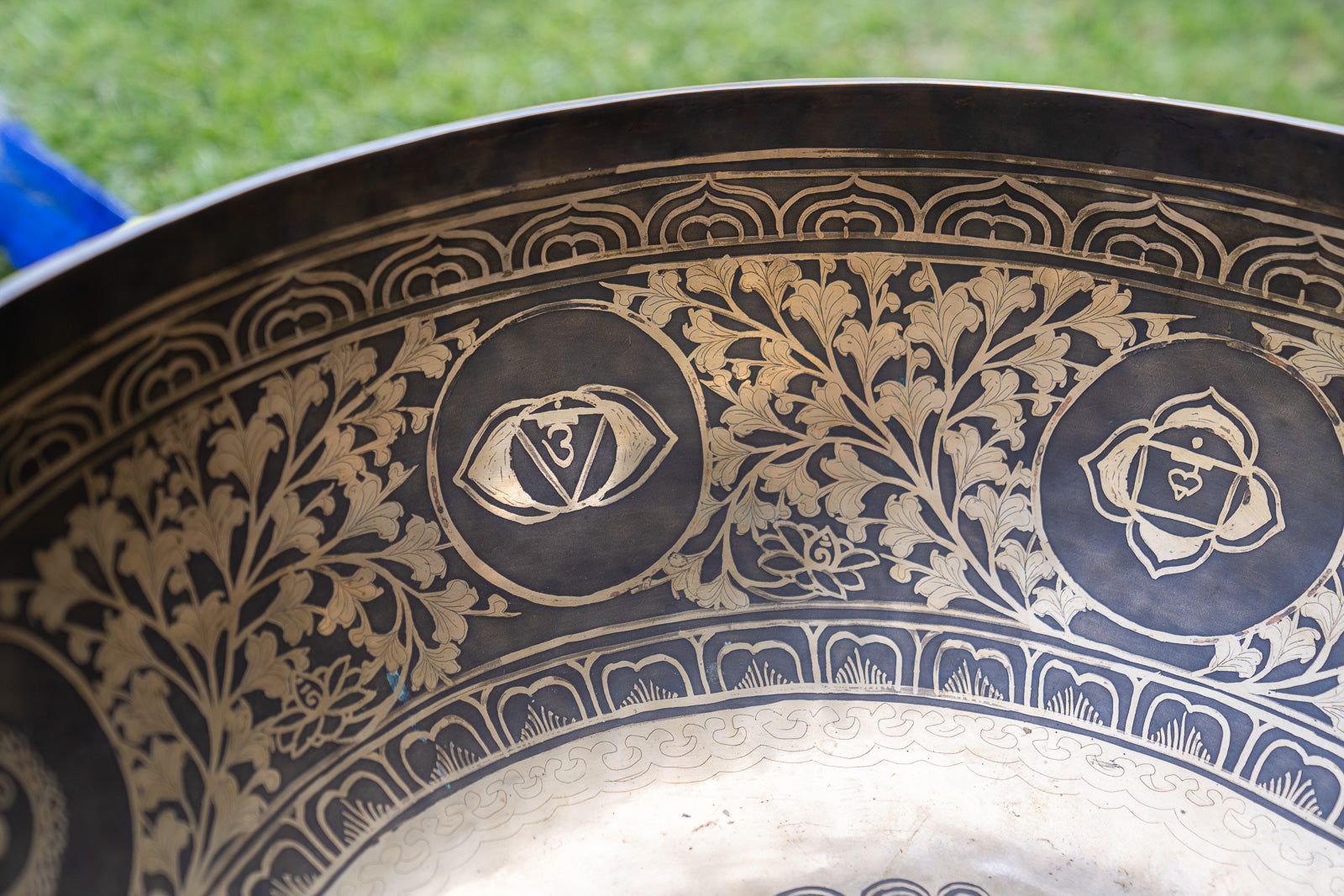 "Portal of Love" Foot Singing Bowl - 22 inches Details Bowl