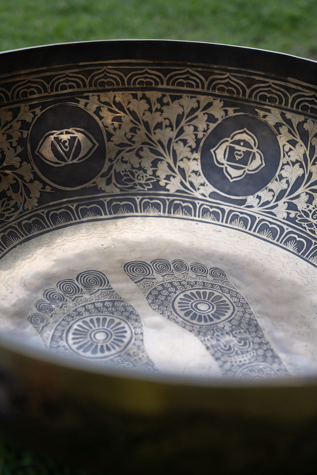 "Portal of Love" Foot Singing Bowl - 22 inches Details