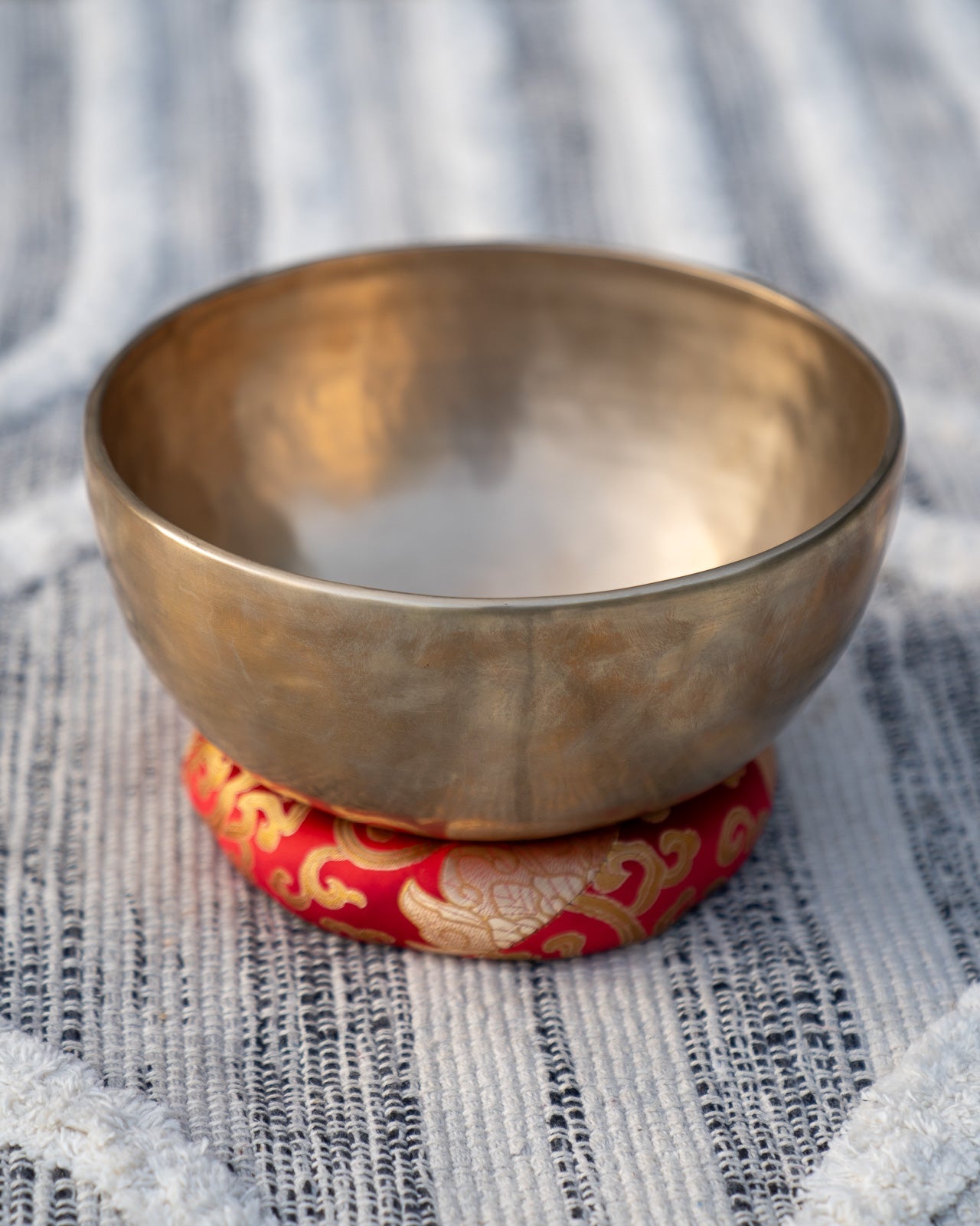 Root Chakra Singing Bowl in C Matte