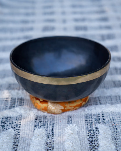 Sacral Chakra Singing Bowl in D Chakra Mandala