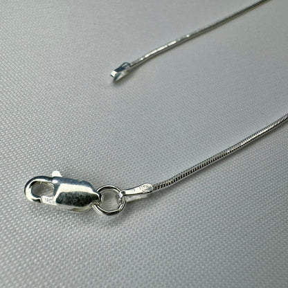 Sterling Silver Magic Chain 1.0mm Up Close