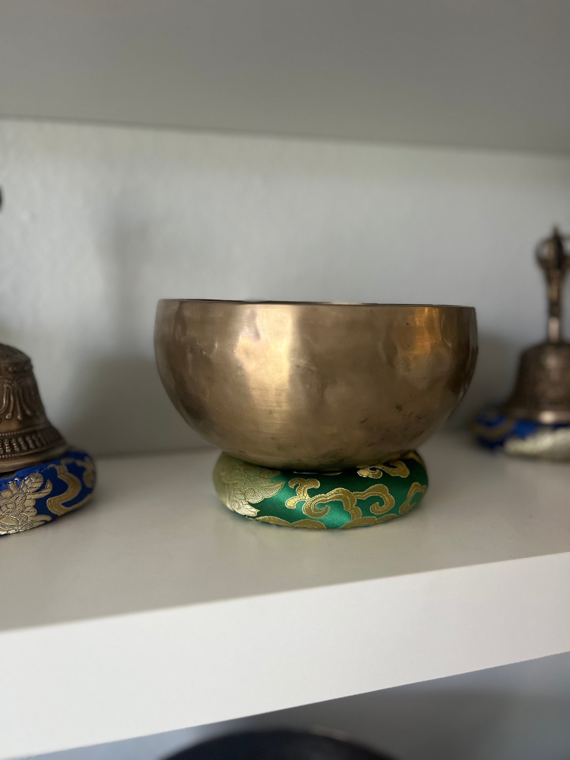 Throat Chakra Singing Bowl in G On Display