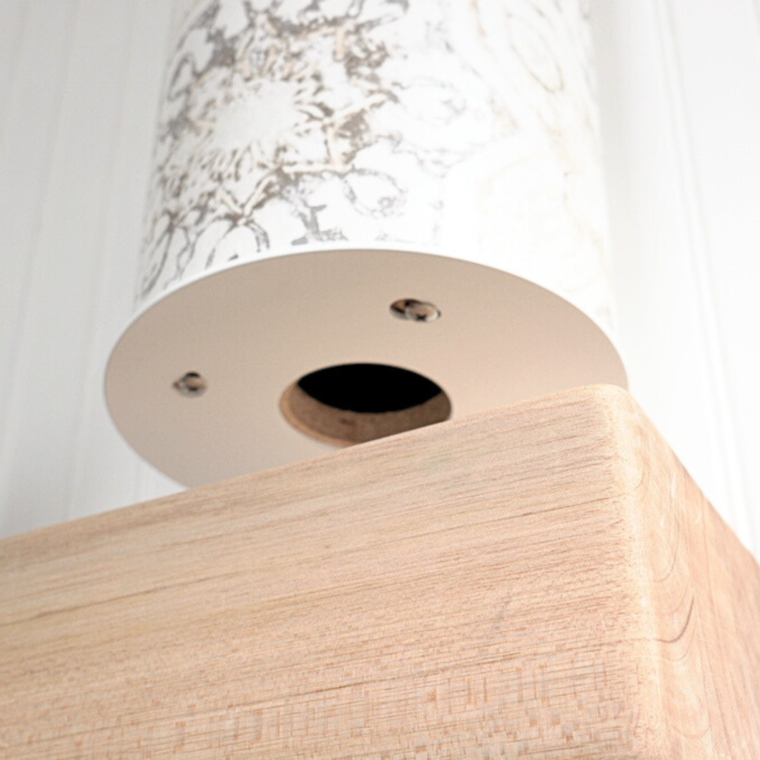 White Wall Bracket Connection for Pixel Yellow Storage Tube