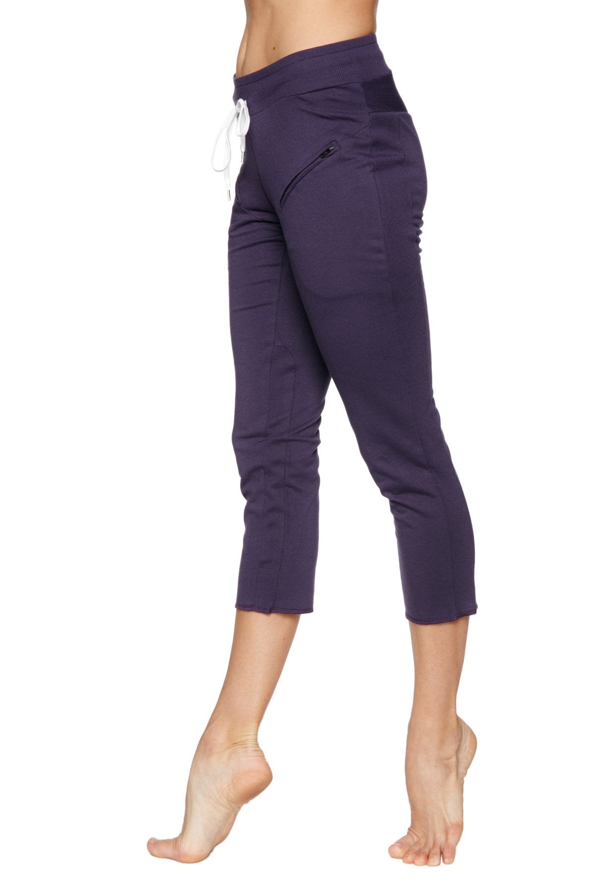 4/5 Length Zipper Pocket Capri Yoga Pants (Eggplant) Side