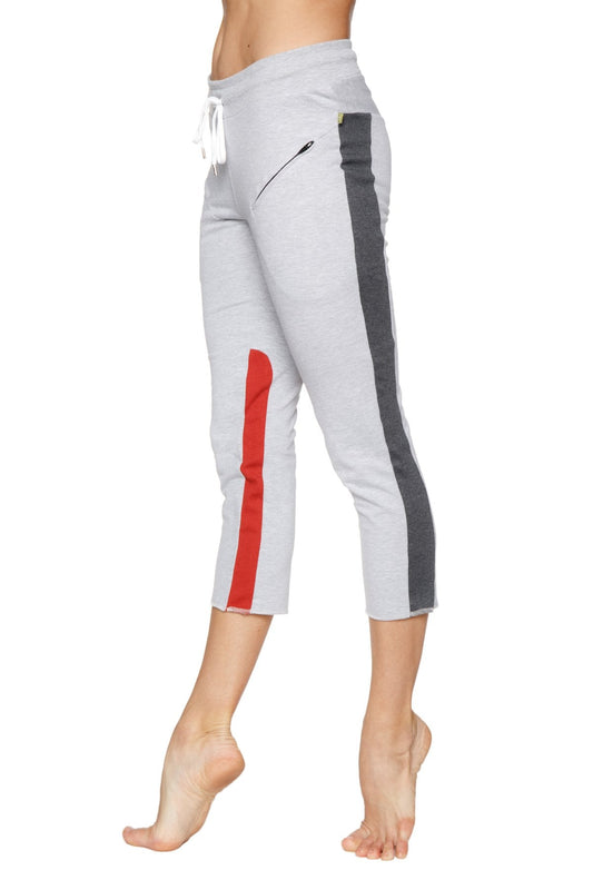 Women's 4/5 Length Zipper Pocket Capri Yoga Pants (Grey w/Charcoal & Red)