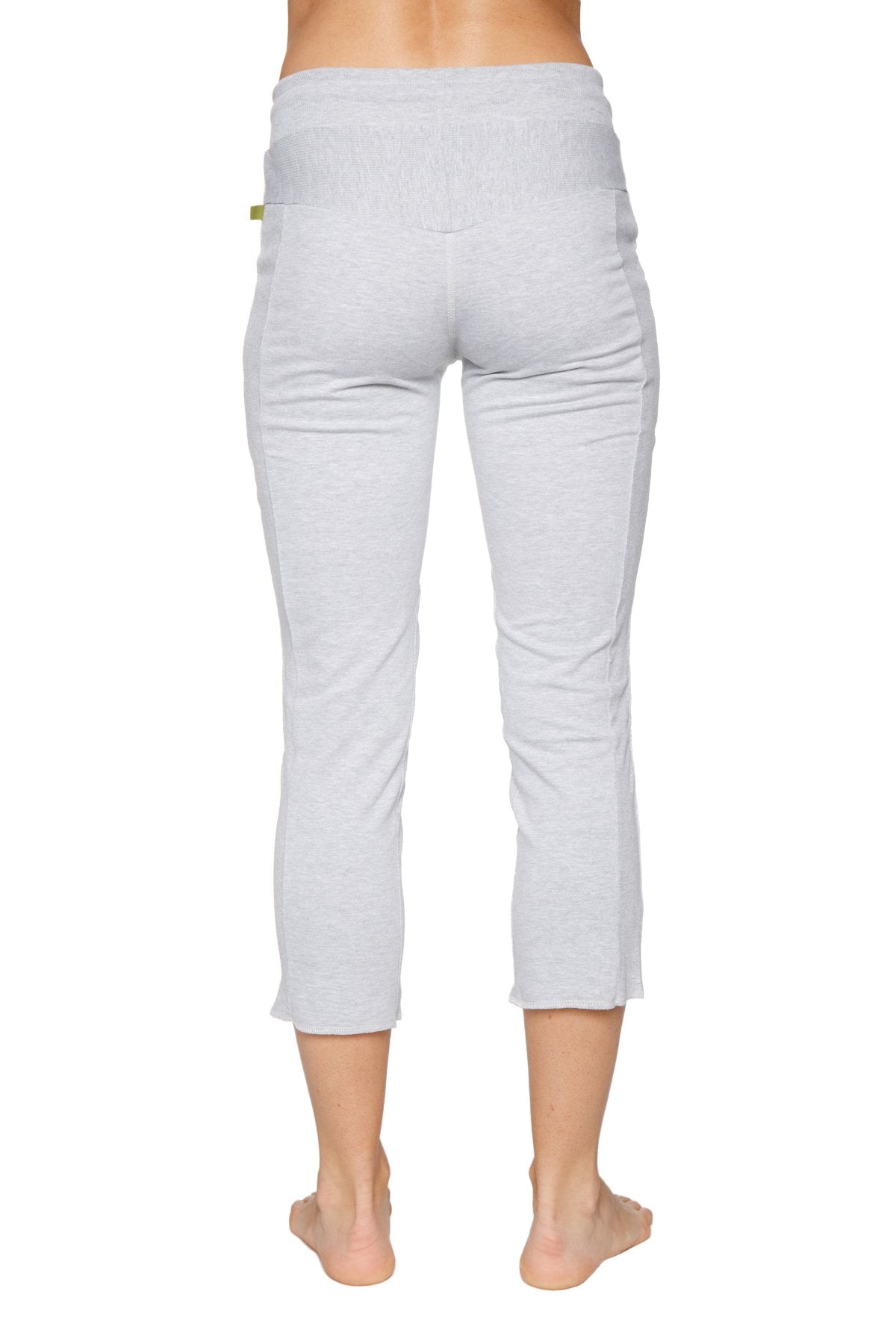 4/5 Length Zipper Pocket Capri Yoga Pants (Heather Grey) Back