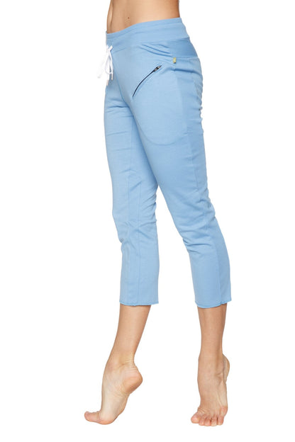 4/5 Length Zipper Pocket Capri Yoga Pant (Sky Blue)