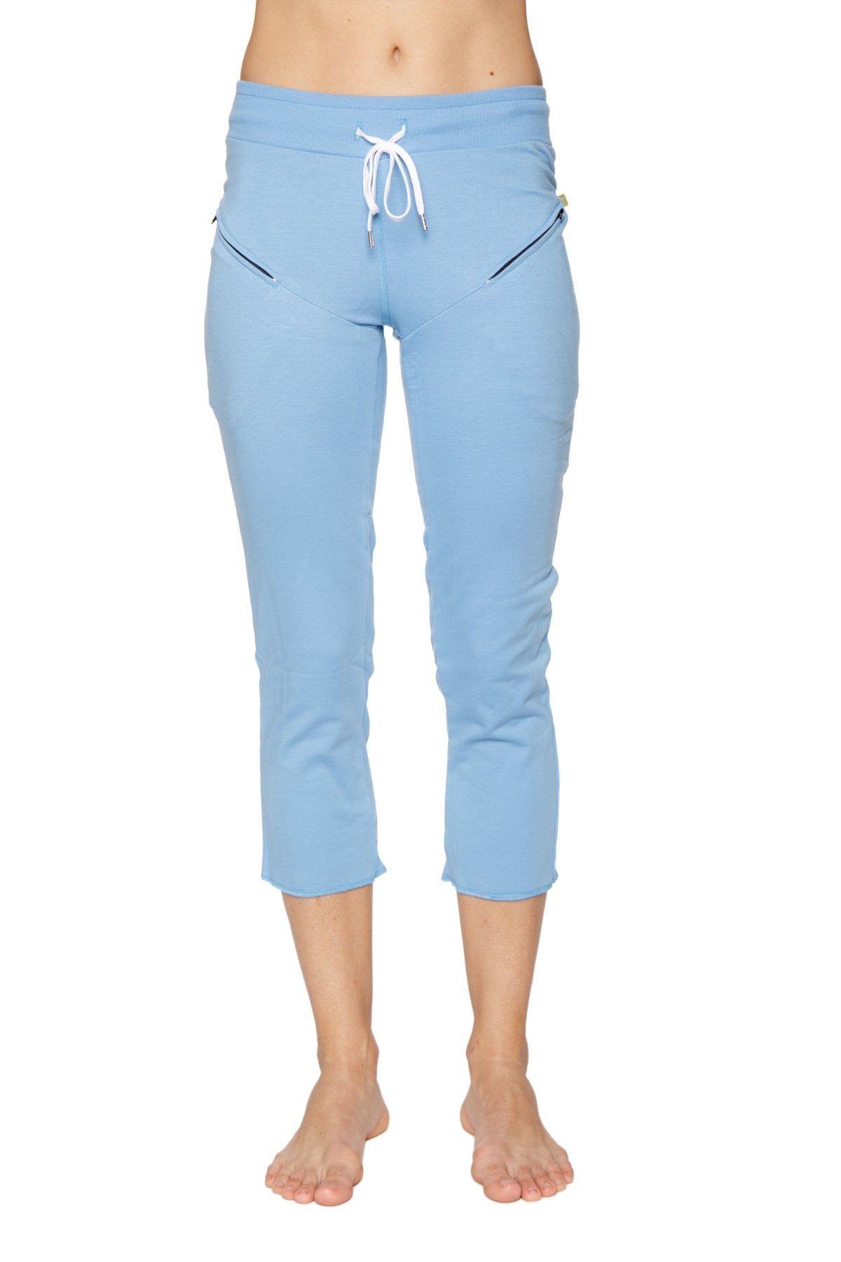 4/5 Length Zipper Pocket Capri Yoga Pant (Sky Blue) Front