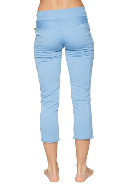 4/5 Length Zipper Pocket Capri Yoga Pant (Sky Blue) Back